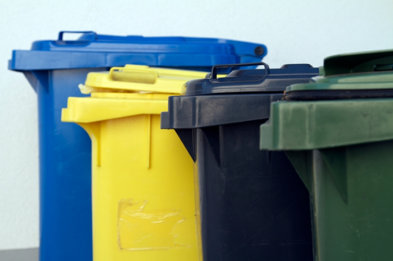 IT H2O Blasting for wheelie bin & skip cleaning